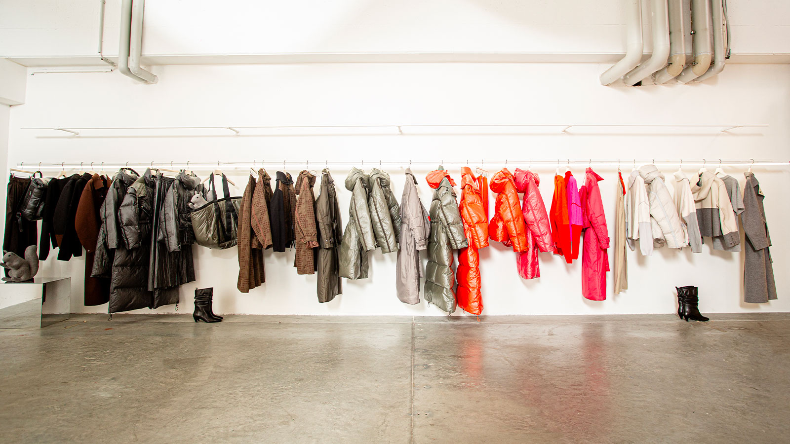 Reaburn Maxandco Hero Desktop(1) MAX&Co.